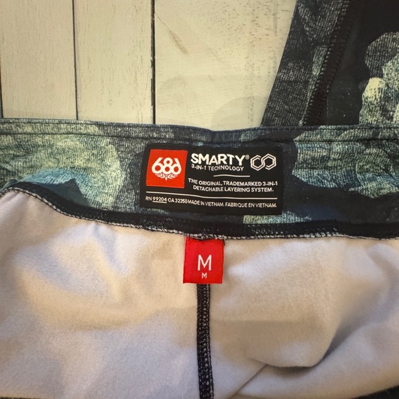 686 | Smarty Floral Base Layer from the Cargo Pants 3 in 1 | Sz Medium - Picture 5 of 5